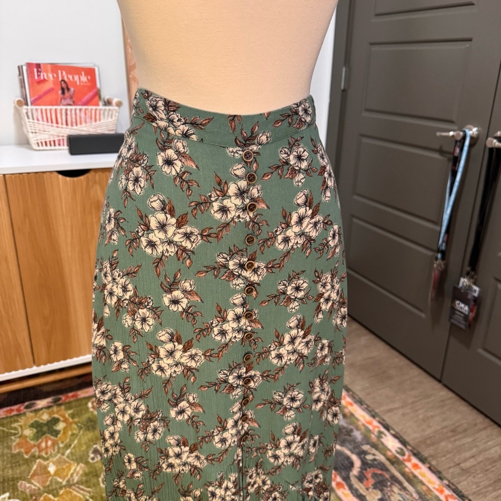 Earthbound Trading Co. Teal Floral Maxi Skirt Small - Picture 4 of 10
